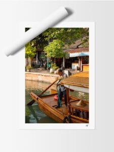 Photo d'un chinois sur un bateau