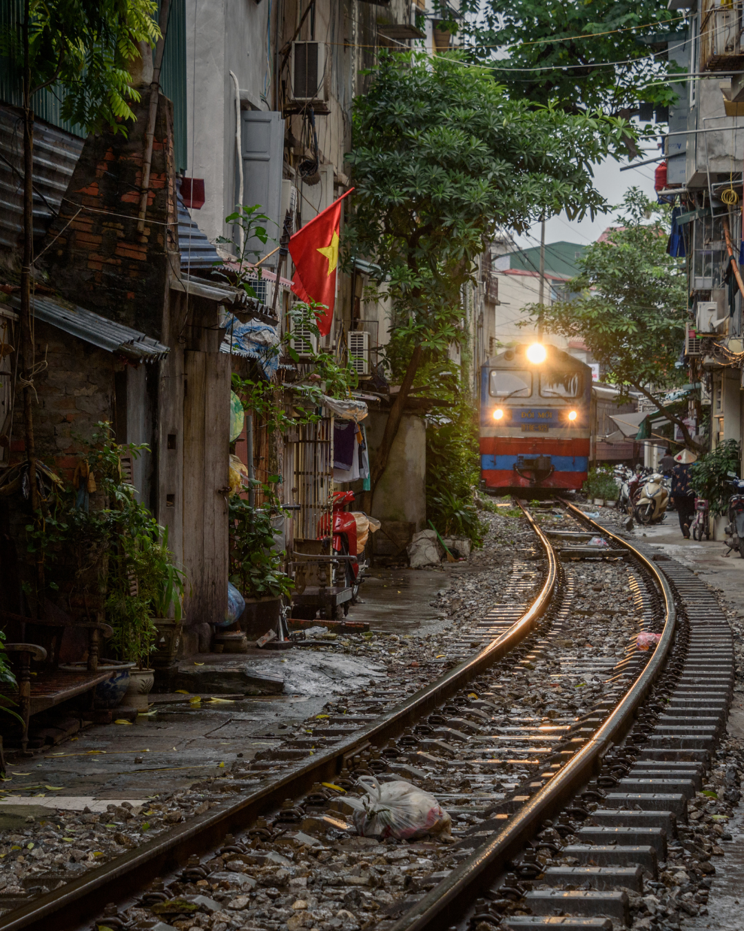 TRAIN STREET