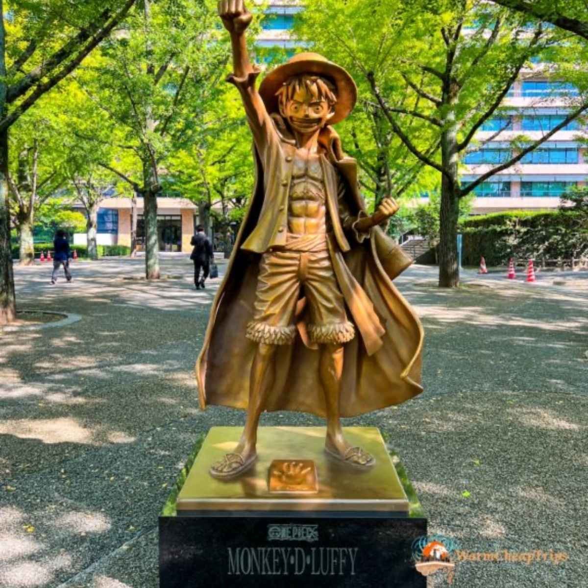 Kumamoto, statues One Piece