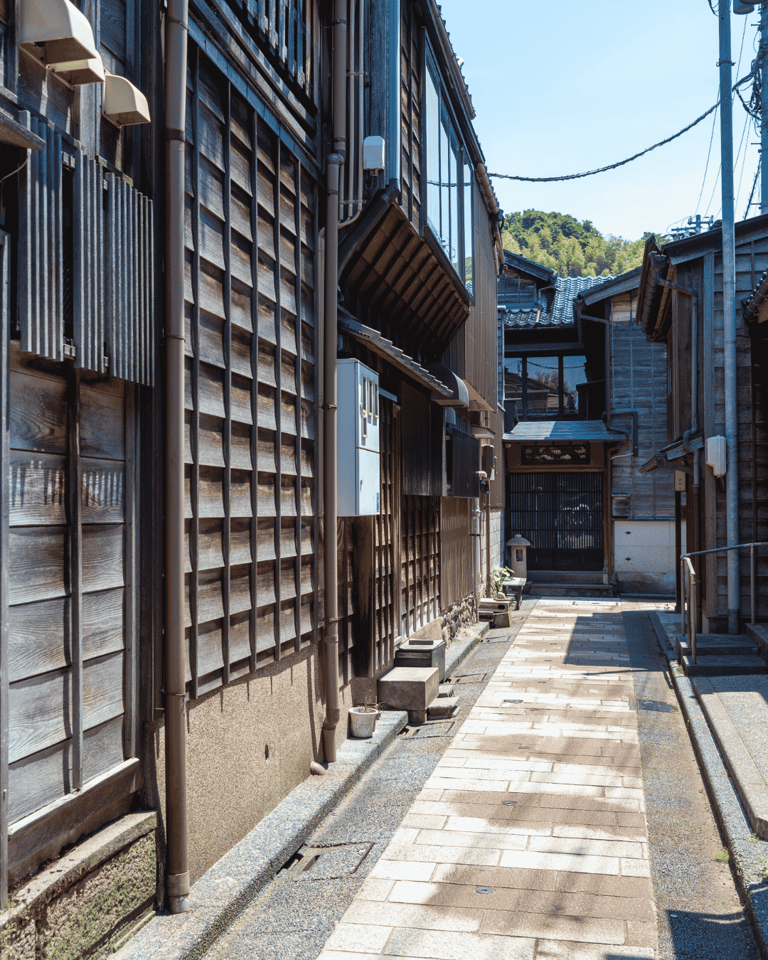Higashi